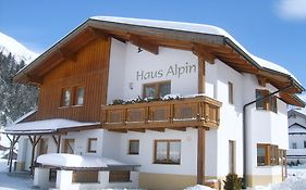 Haus Alpin Apartments