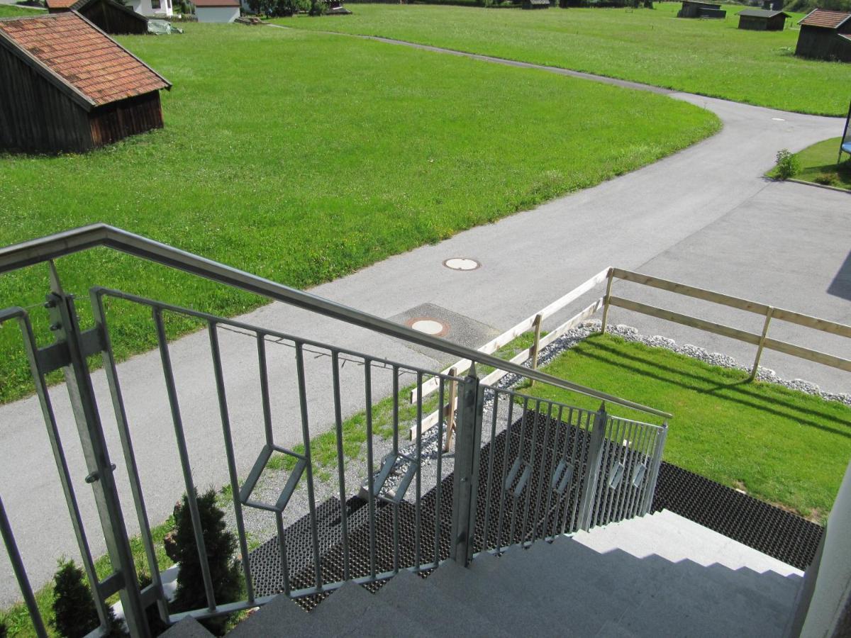 Haus Alpin Apartments Pettneu am Arlberg Kamer foto