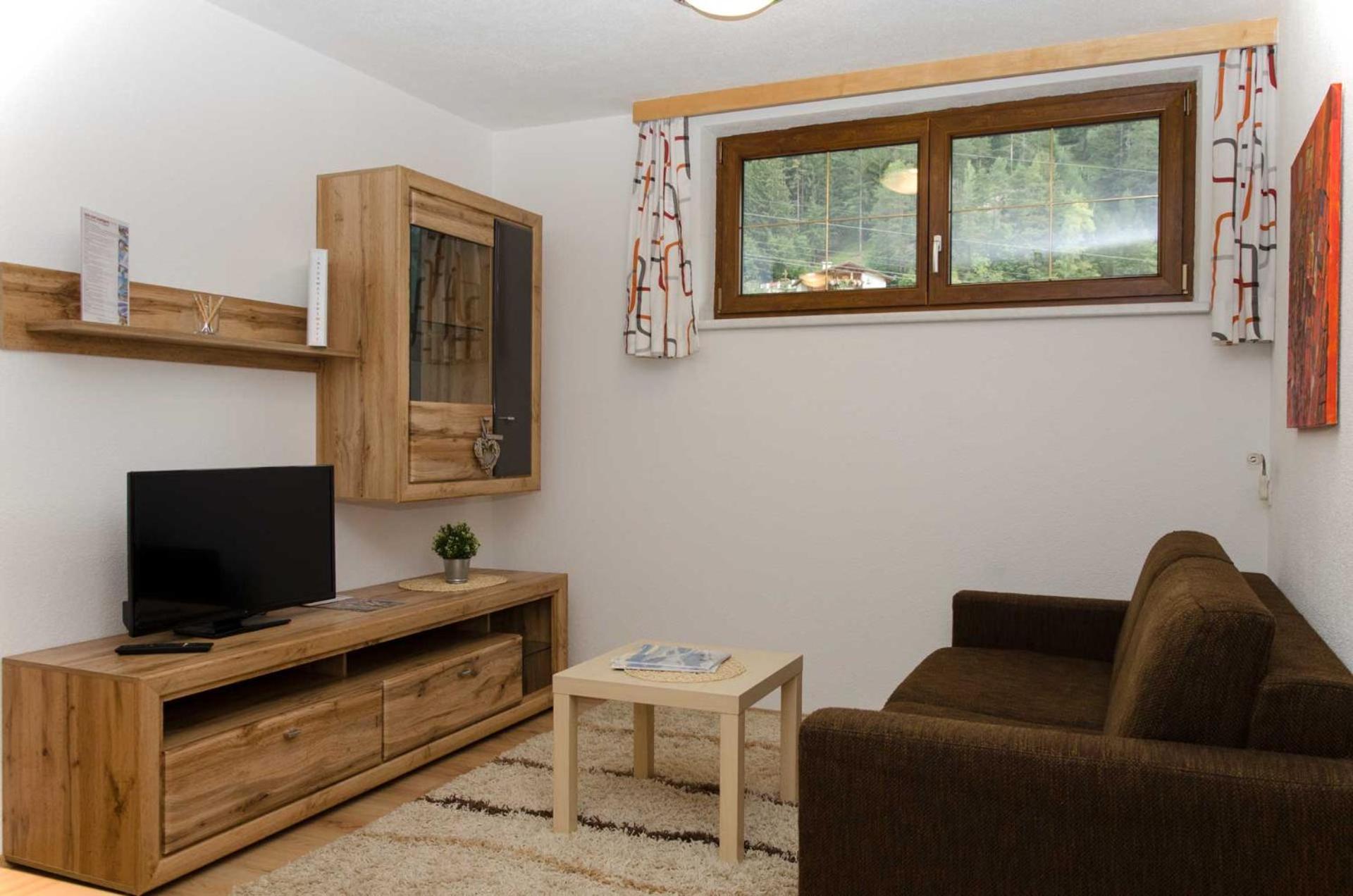 Haus Alpin Apartments Pettneu am Arlberg Buitenkant foto