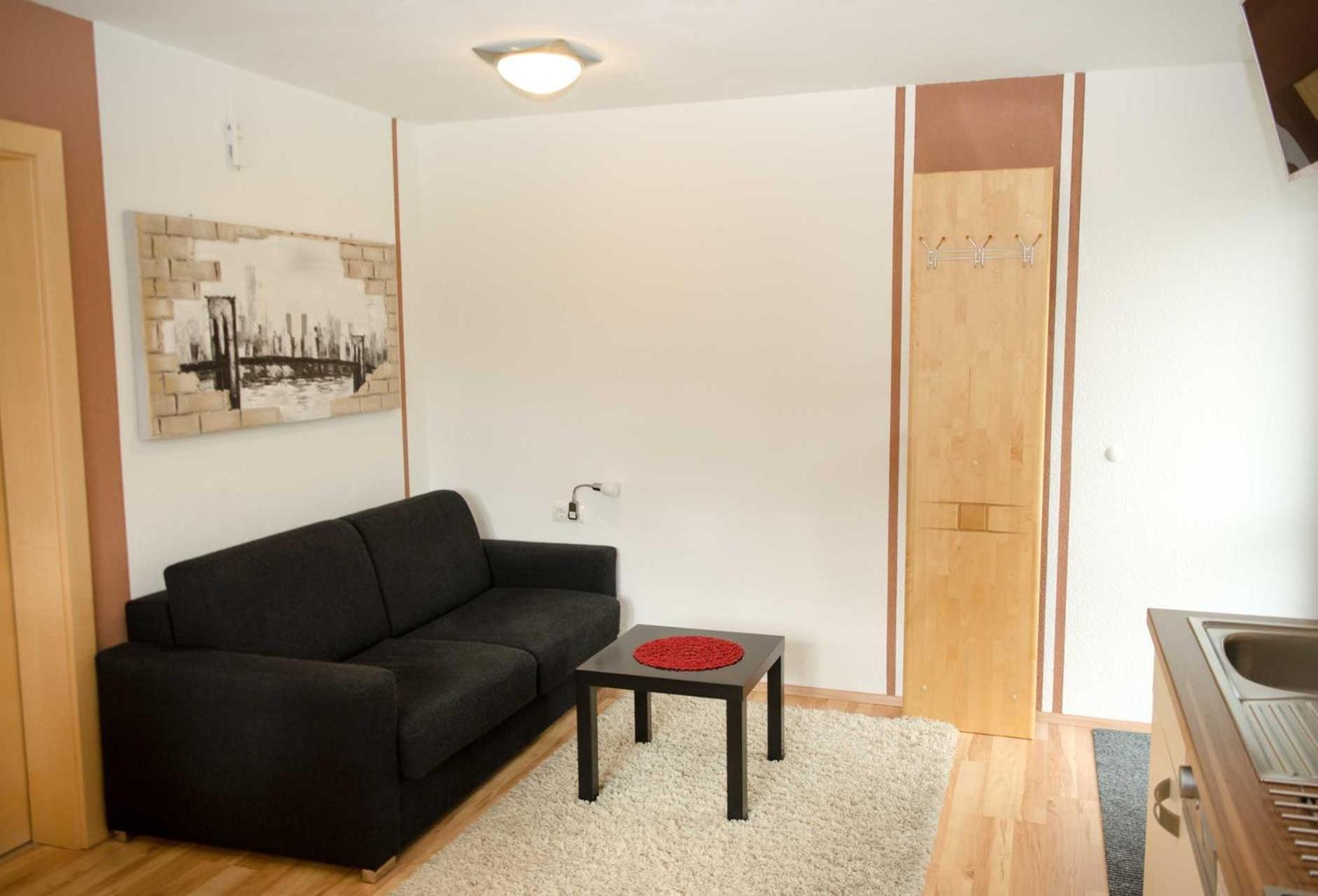 Haus Alpin Apartments Pettneu am Arlberg Buitenkant foto